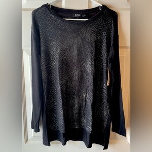 a.n.a. Black Metallic Silver Alligator Print High Low Knit Top Sz Medium NWT NOS